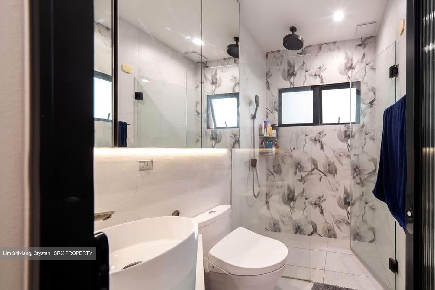 East Coast Road (D15), Apartment #596281131